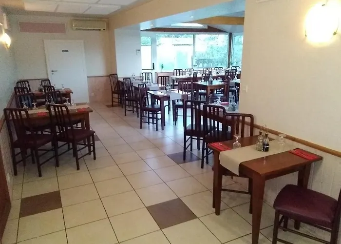 Hotel L'entracte Saint-Paul-du-Bois